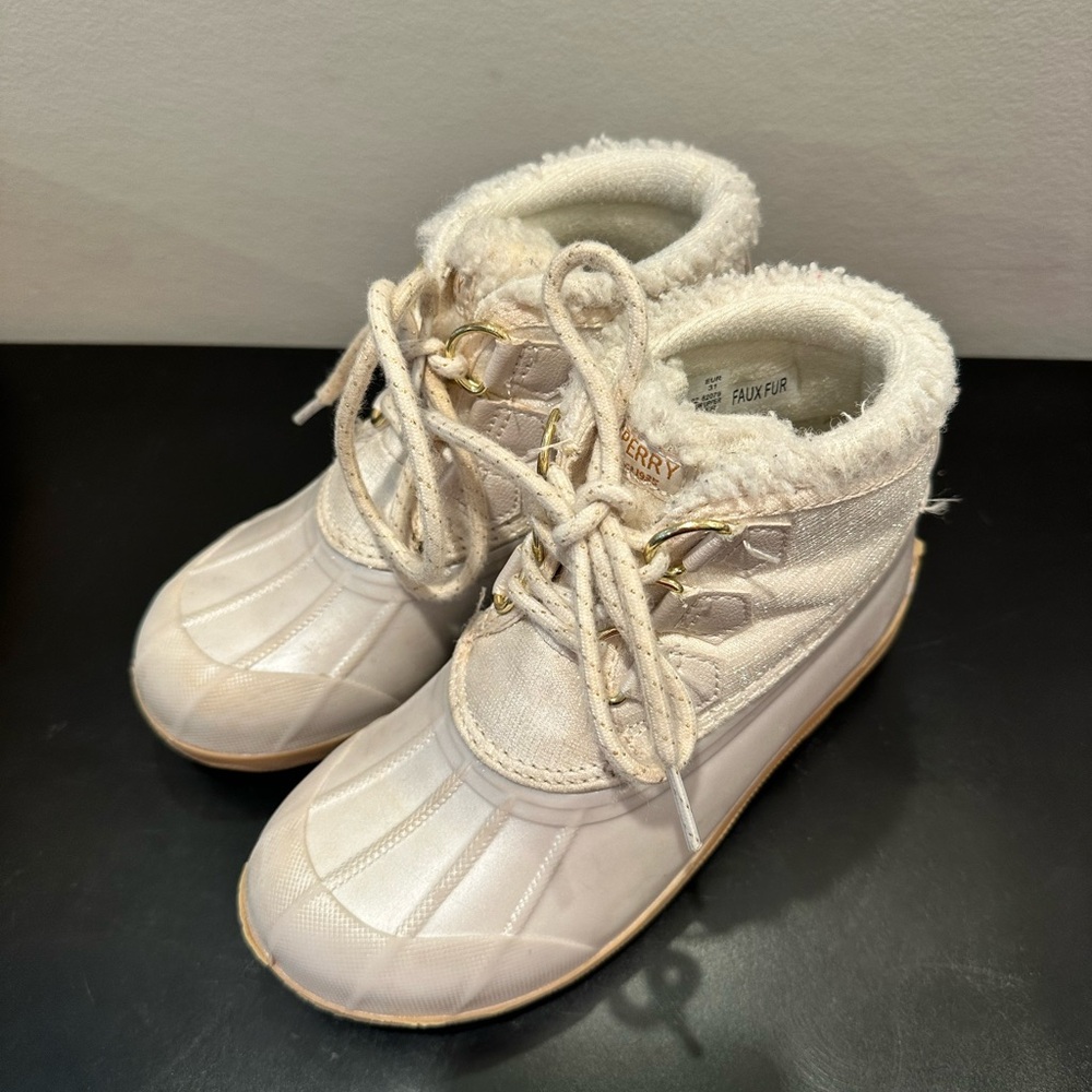 Sperry Kids' Cream Faux Fur Boots